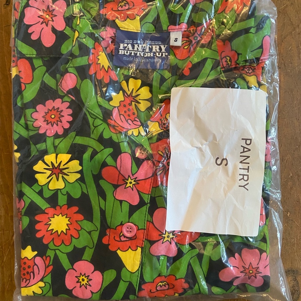 NWT Big Bud Press Pantry Button Up Shirt Flower Tangle Pattern